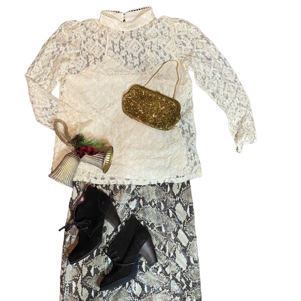Chico’s faux snake skin print pencil skirt sz 0 like new condition brown/cream